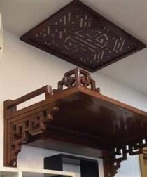 Bàn thờ treo tường gỗ tự nhiên BTTT-05